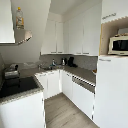 דירה The Ocean Breeze 2 *