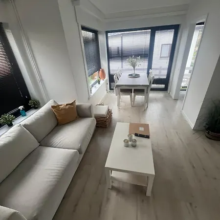 The Ocean Breeze 2 דירה